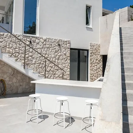 Villa Style And Sea