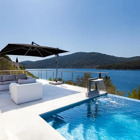 Style And Sea Villa